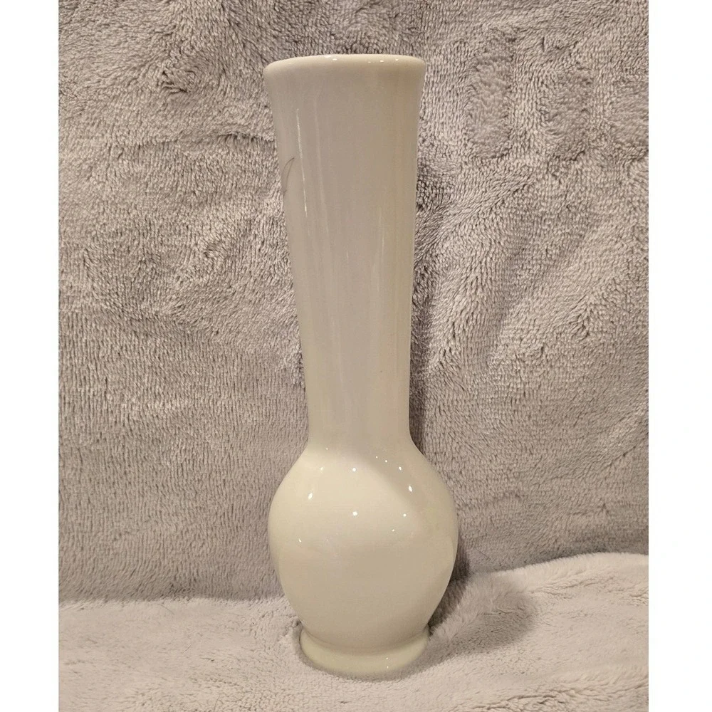 Vintage Russ Berrie & Co Pink Rose Porcelain Bud Vase Made in Japan 5044 6.5